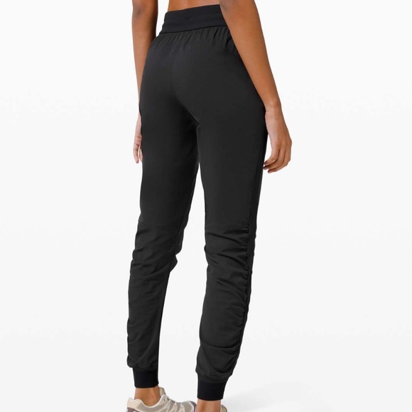 Beyond the Studio Mid-Rise Jogger Full Length - Picture 2 of 7